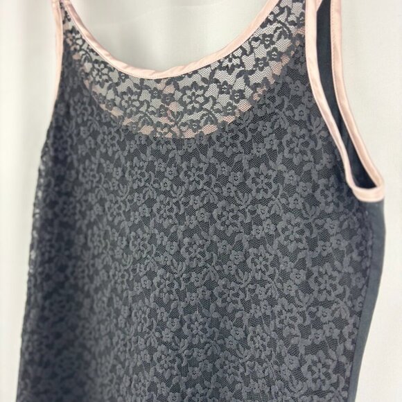 Victoria's Secret Lingerie Set – Mixed Sizes (Top: Medium, Bottom: Large) - Picture 10 of 12